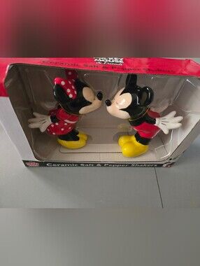 Ceramic Mickey Mouse & Minnie Mouse Salt & Pepper Shakers -